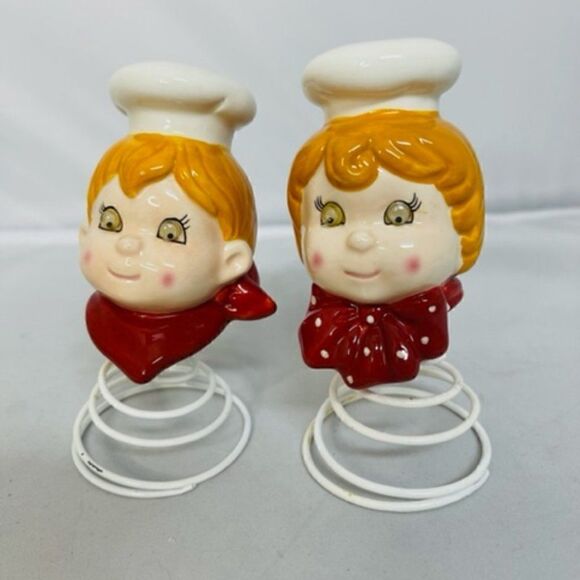 Campbell's Kids Moving Eyed Spring Base Ceramic Salt & Pepper Shaker Set Googly - Picture 1 of 5